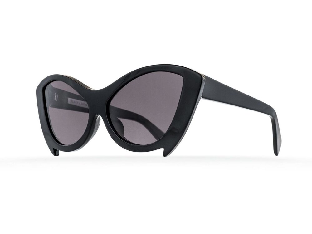 Fakbyfak BLACK MANTIS 02/02/01 Black