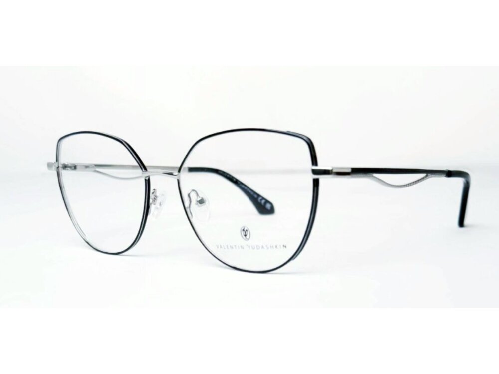 Valentin Yudashkin VY WO-M1 C5