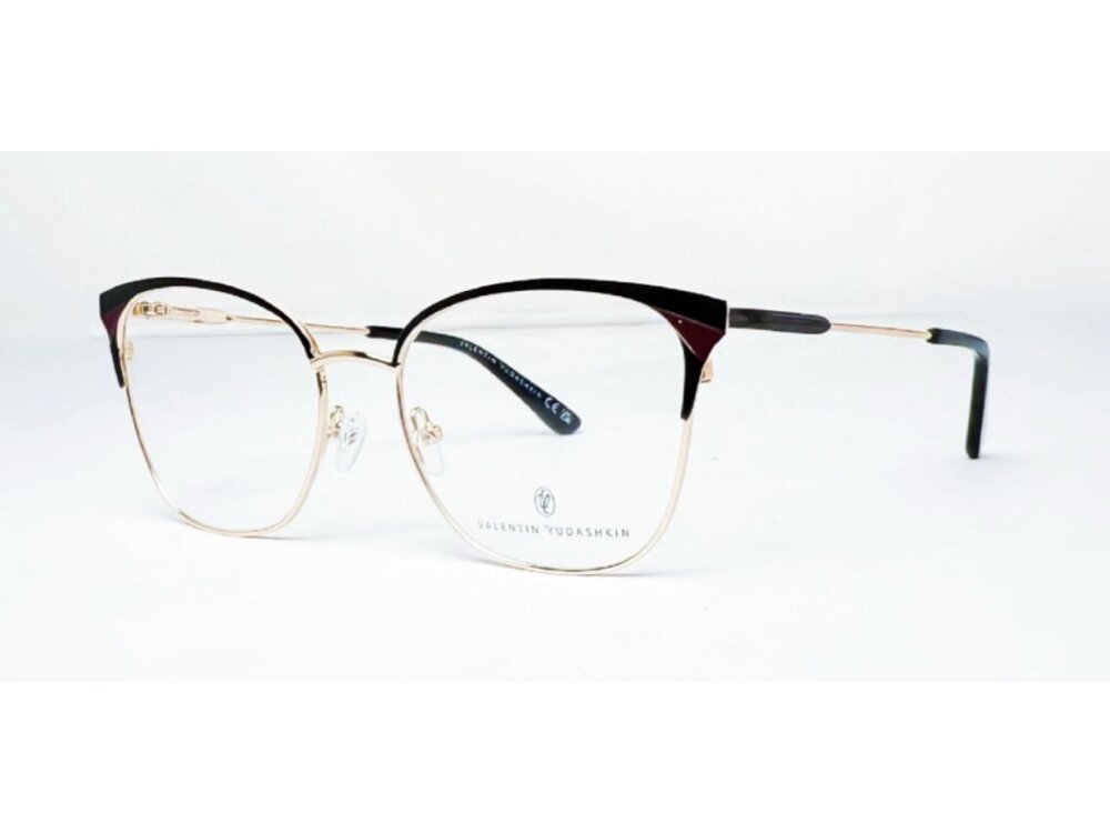 Valentin Yudashkin VY WO-M6 C1